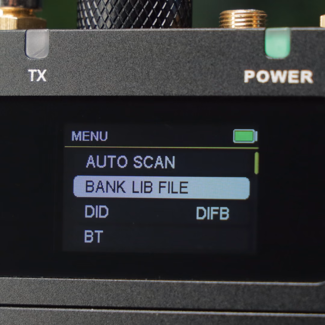 Close-up of the DIFB menu: AUTO SCAN, BANK LIB FILE, DID set to DIFB, and BT