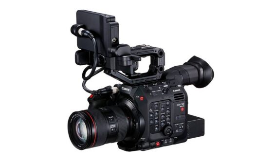 C300